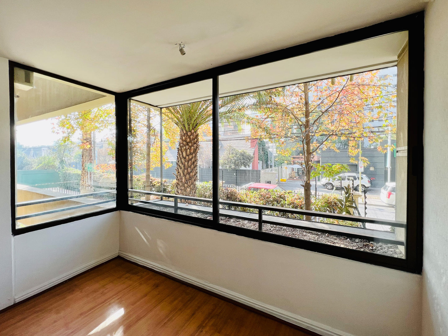 Las Condes | Los Oleandros, Departamento en sector Cristóbal Colón, Las Condes (arriendo)