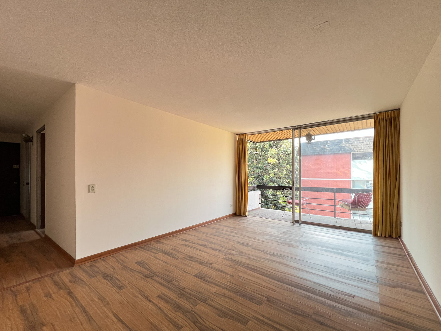Parque Los Dominicos | Círculo de Apolo, Departamento frente a Parque Los Dominicos, Las Condes (arriendo)